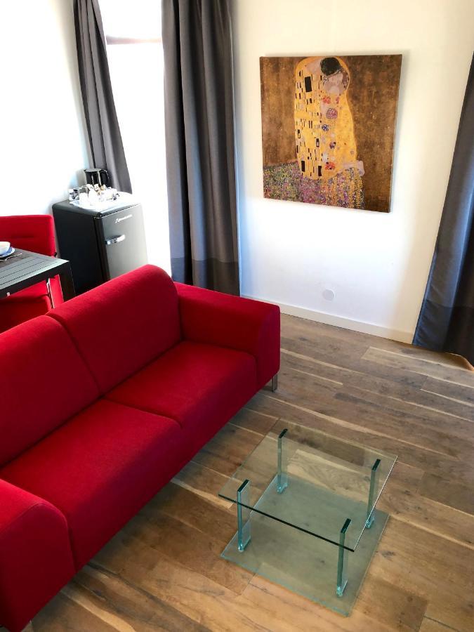 Bed And Breakfast De Biesbosch - In 'T Riet Drimmelen Exterior foto