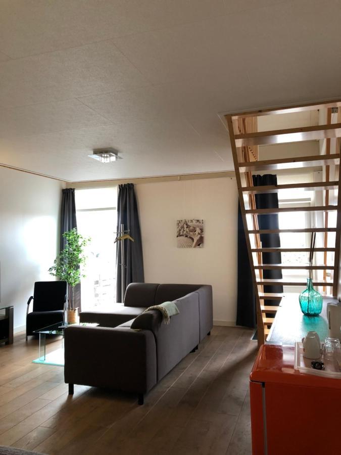Bed And Breakfast De Biesbosch - In 'T Riet Drimmelen Exterior foto